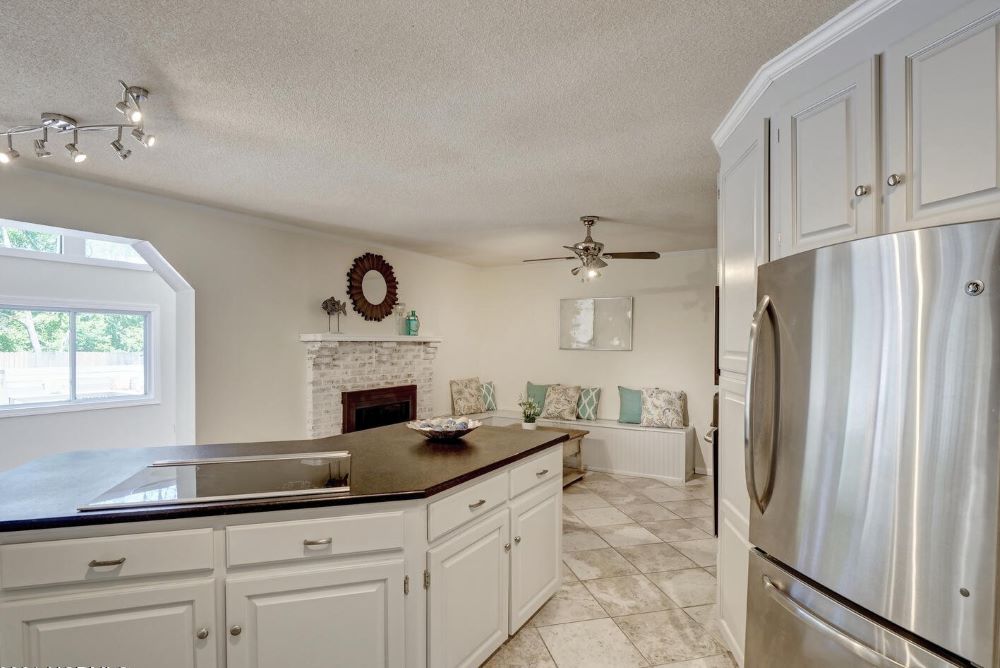 Kitchen and nook